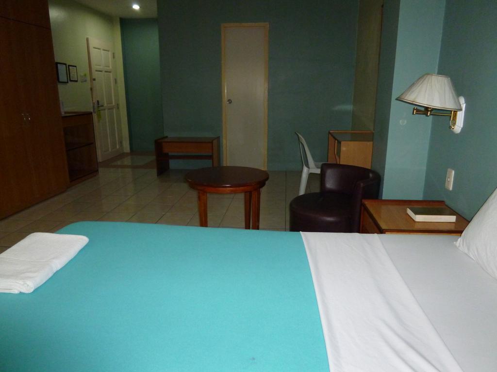 Sequoia Inn Davao City Quarto foto